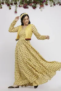 Set of 2 : Yellow Gathered Cotton Hand-Block Printed Kurta and Kota  Boho Cape image 2
