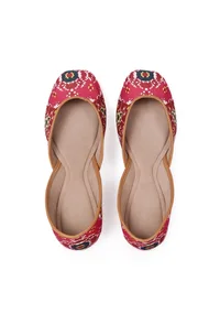 Pink & Coral Silk Patola Print Juttie image 2