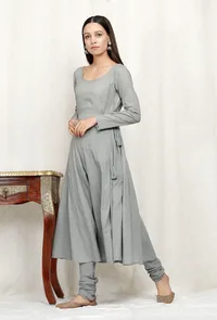 Zari Embroidered Grey Cotton Kurta image 2