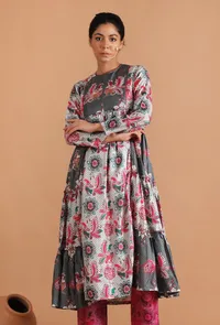 Aashna Allover Kalamkari Tier Kurta image 1