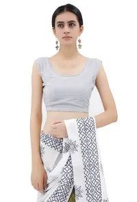 Sleeveless Blouse With Cotton Thread Stitch Lines image 1