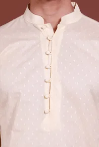 Set of 2 - Off white Buti Malmal Kurta Pyjama Set image 6