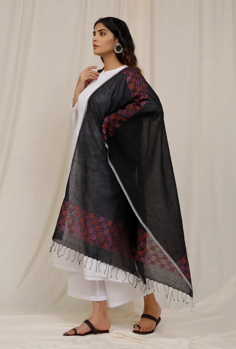 Black Handloom Cotton Jamdani stole