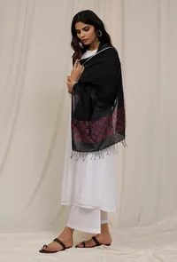 Black Handloom Cotton Jamdani stole image 3