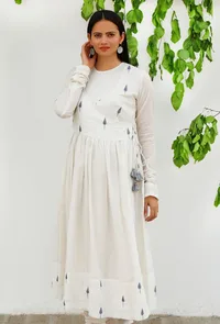 White Jamdani Mulmul Cotton angrakha flared Kurta Dress image 2