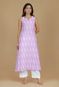 Set of 2 Lavender Ikat Sleeveless Kurta with Solid White Pants image 1