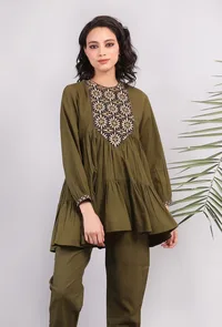 Olive Green Kantha Embroidered Short Tier Kurta image 2