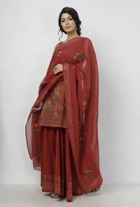 Set of 3: Gerua Maroon Floral Hand-Block Printed Sleeveless Cotton Short Kurta with Printed Cotton Palazzo and Floral Hand-Block Printed Kota Dupatta image 4