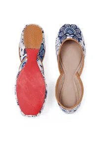 White And Blue Floral Chintz Jutti image 3