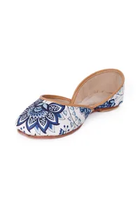 White And Blue Floral Chintz Jutti image 6