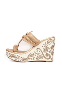 Varnika Golden Hand Embroidered Braided One Toe Wedges image 4