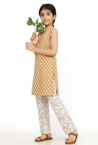 Set of 2: Tuscan Orange Handblock Slip Kurta with Flared Pants image 3