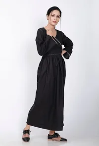 Black Overlapping V-Neck Gathered Cotton Kurta image 3