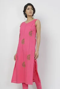 Raisa Pink Floral Motif Hand-Block Printed Kota Straight Fit Sleeveless Kota Kurta image 3
