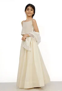 Set of 3: Classic White Cotton Blouse with Skirt and Dupatta image 1