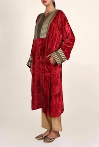 Red Zari Patchwork Velvet Chenille Phiran image 3