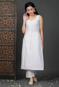 Set of 2: White Chanderi Kurta And Pants image 2