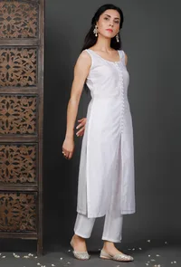 Set of 2: White Chanderi Kurta And Pants image 3