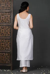 Set of 2: White Chanderi Kurta And Pants image 5