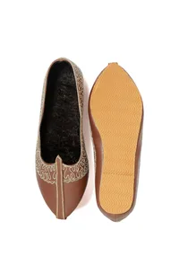 Brown Zari Aari Embroidered Juttis image 2