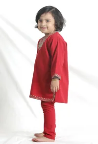 Scarlet Red Pure Woollen Phiran set image 3