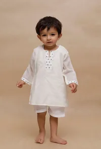 Set of 2: White Kota Shirt and white Short image 1