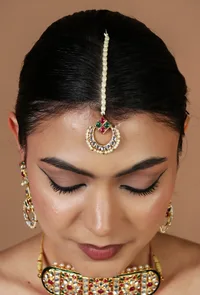 Kundan Pearl Bridal Choker Set image 2