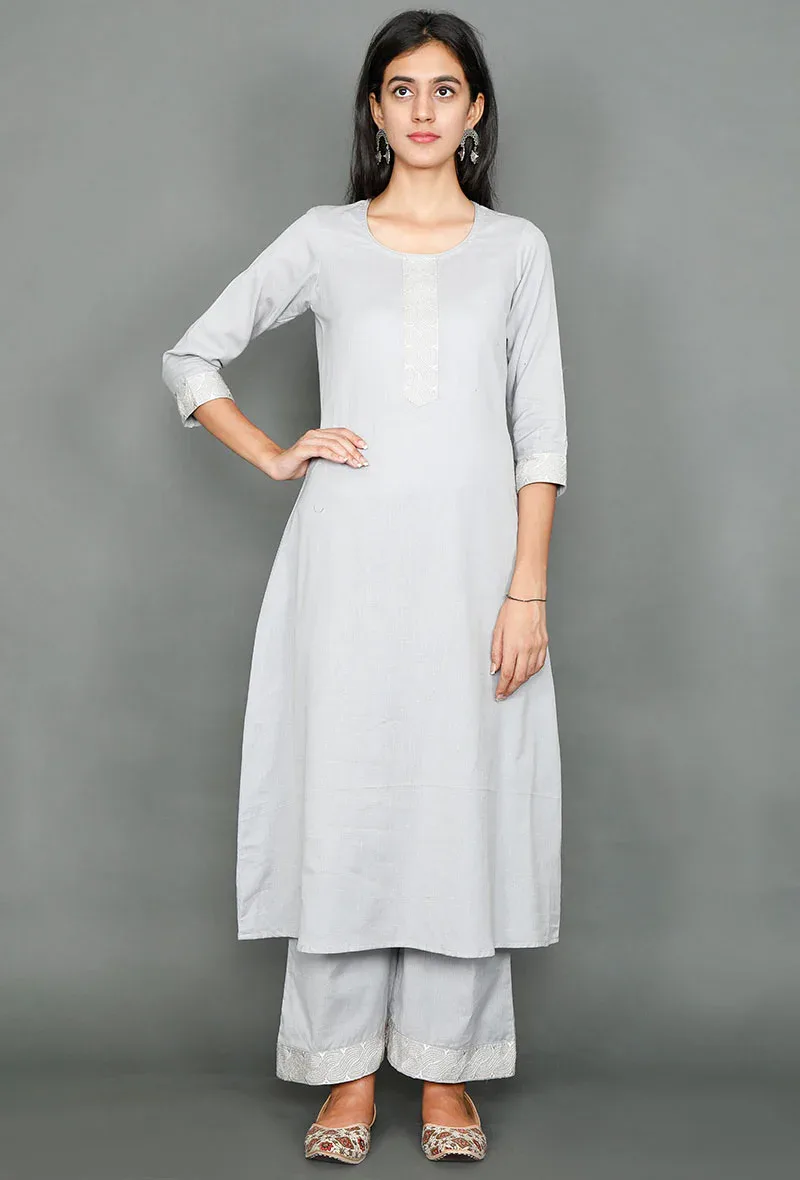 Pale Grey Kurta With Kantha Embroidery