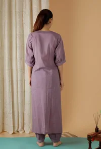 Mulmul Cotton Lilac V Neck Kurta image 4
