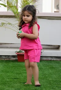 Set Of 2: Shortcake Pink Cotton Top And Pink Short image 3