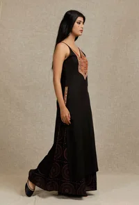 Solid Black Slip Kurta with Yoke Embroidery Details image 3