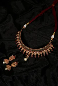 Tanirika Temple Heritage Kemp Necklace Set with Pearls image 1