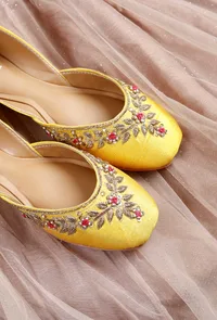 Yellow And Pink Embroidered Silk Juttis image 3
