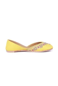 Yellow And Pink Embroidered Silk Juttis image 6