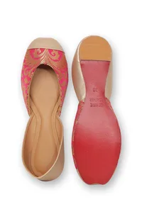 Rose Pink Brocade Juttis image 2