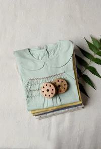 Green Peter Pan Collar Bamboo Fabric Top And Pant image 5