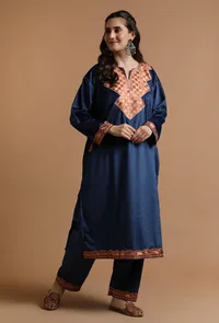 Set Of 3: Cloud Burst Kashmiri Tilla Embroidery Phiran With Pant and Dupatta-Free Size image 3