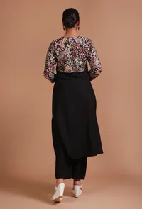 Set Of 2: Black Cotton Printed Kurta & Pant Set image 3