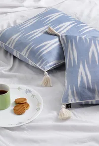 Set of 2: Bubble Blue Ikat Cotton Cushion Covers image 6