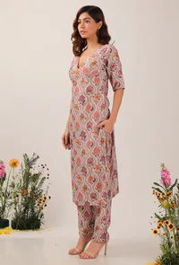 Airi  Floral Chintz Straight Kurta image 3