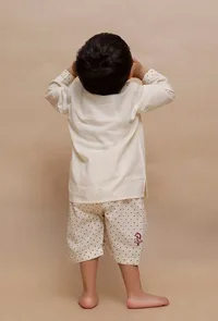 Set of 2: Beige dots with floral Printed Shirt and Beige dots with floral Printed Capri image 3