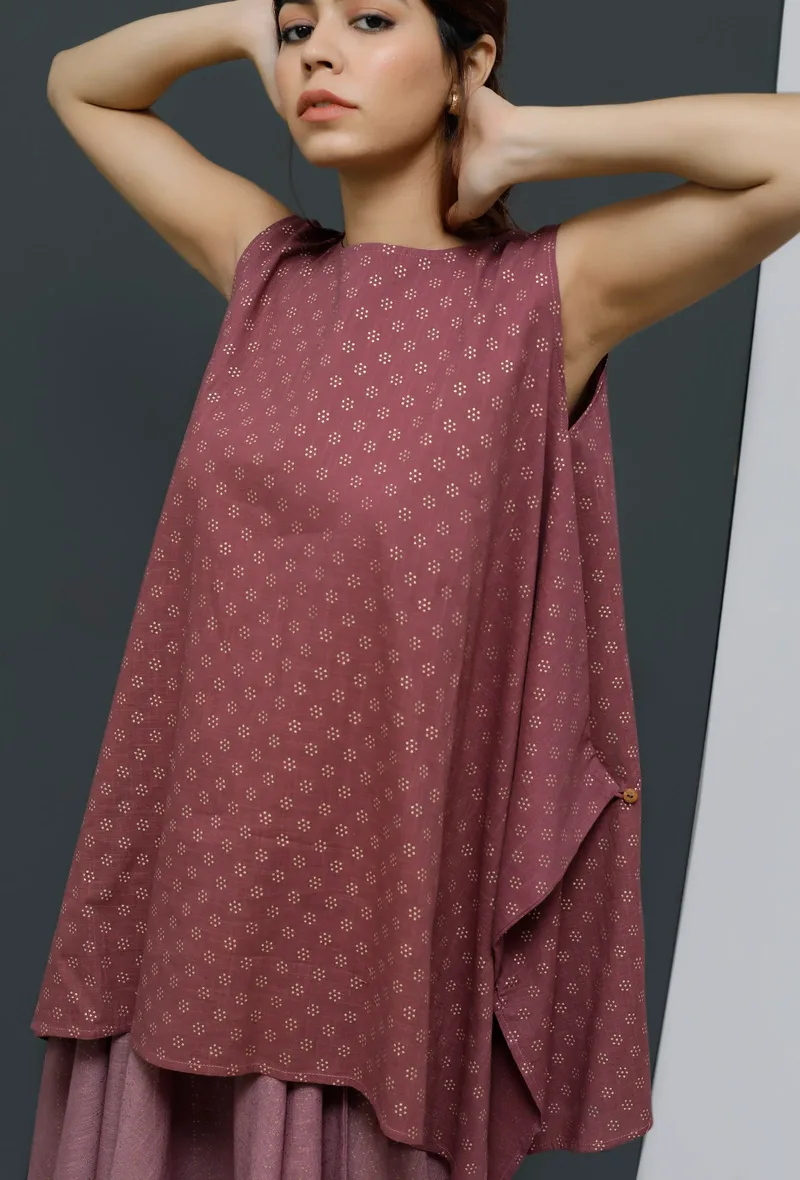 Set of 2: Plum Hand-Block Printed Asymmetrical Short Kurta With Onion-Pink Hand-Block Printed Long Skirt