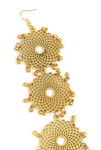Royal Punjabi Heritage Golden Filigree Bridal Parandi Hair Accessory image 3