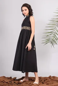 Black Halter Midi Dress with Kantha Embroidery image 3