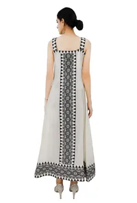 Sleeveless Cotton Dress With Black Cross Stitch Work image 4