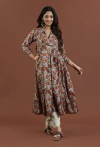 Set of 2: Elegant Kalamkari Printed Muslin Silk Kurta with Shantoon Pant Set image 2