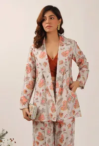 Cara Floral Chintz Summer Blazer image 1