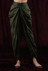 Set Of 2: Olive Green Chanderi Crop Top & Dhoti Pant image 3
