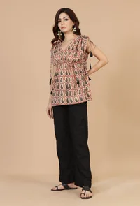Set of 2: Baagh Printed Drawstring Top & Solid Black Cotton Pants image 2