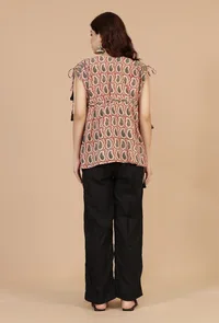 Set of 2: Baagh Printed Drawstring Top & Solid Black Cotton Pants image 3